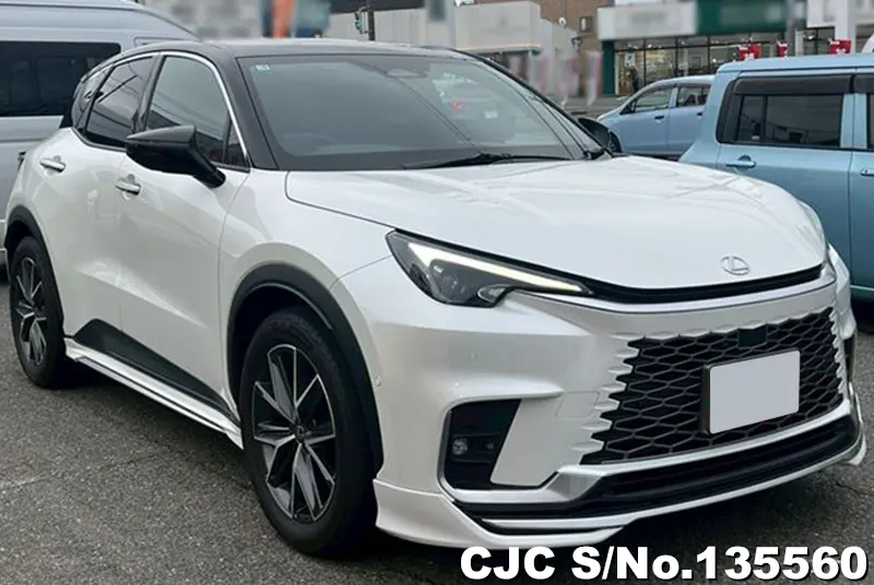 Lexus / LBX 2025