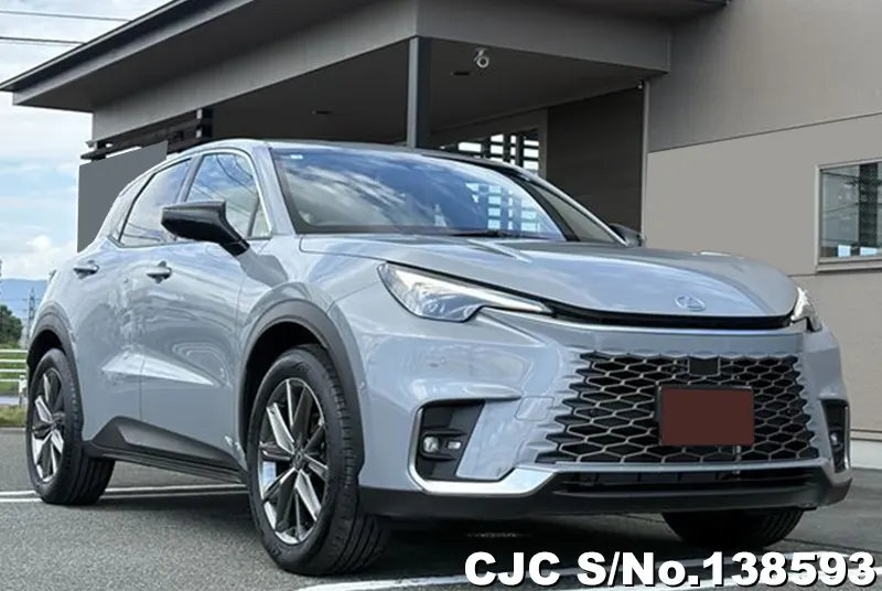 Lexus / LBX 2025